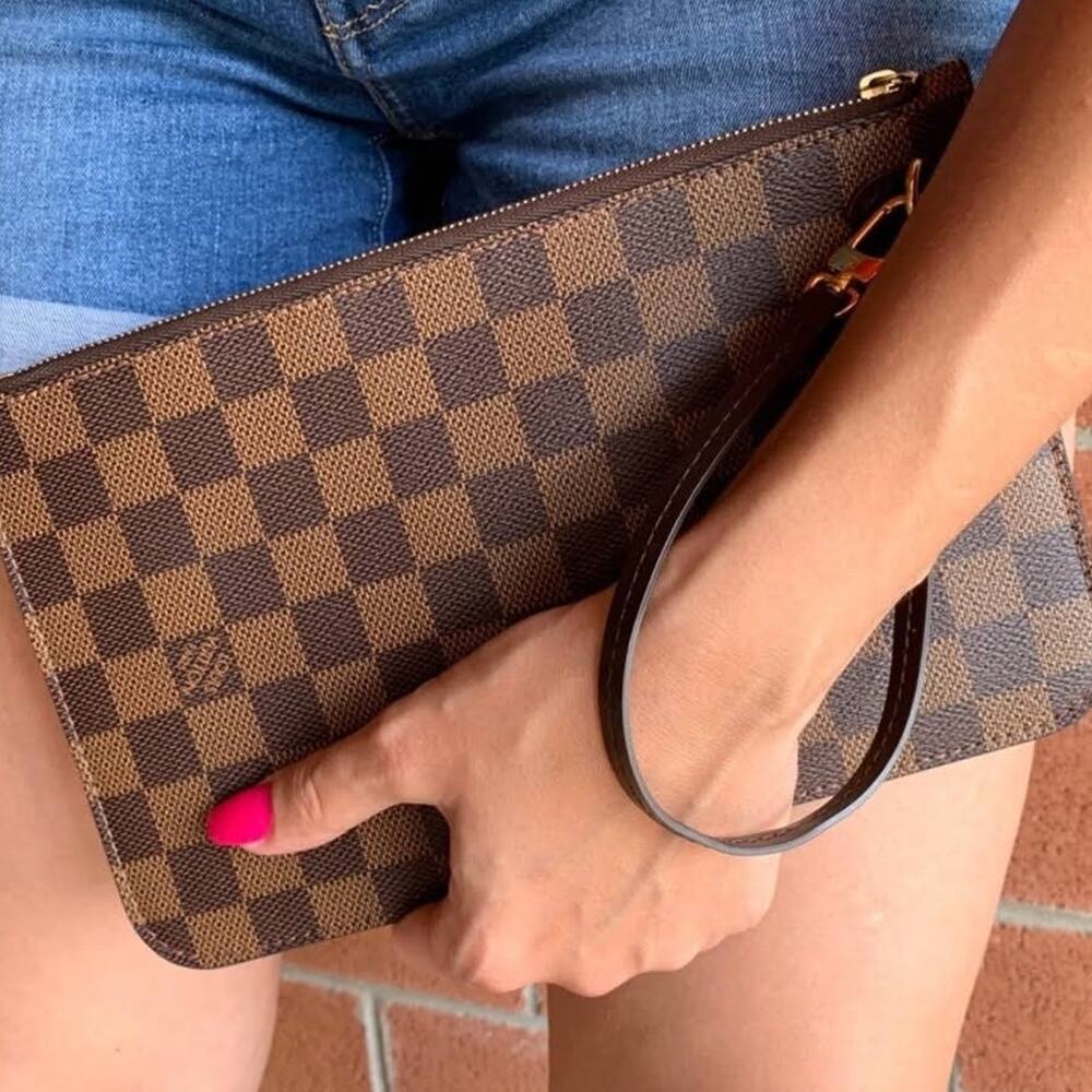 💎✨Wristlet ✨💎 Louis Vuitton Wristlet / Pouchette - Picture 2 of 10